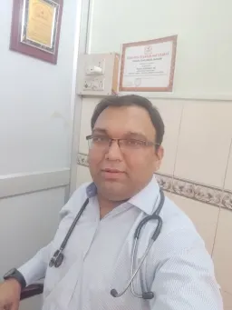 Dr. Varinder Kumar 